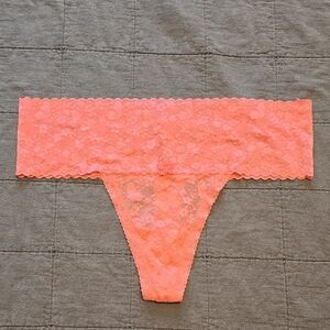 🍑PINK Lace Thong Panty🍑